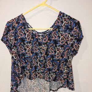 Charlotte Russe Paisley, Cropped, Strap Back Summer Blouse.  Size Medium